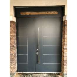 НАШІ РОБОТИ Вхідні двері металеві в будинок з МДФ накладками